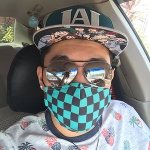 Meet your Posher, Juan